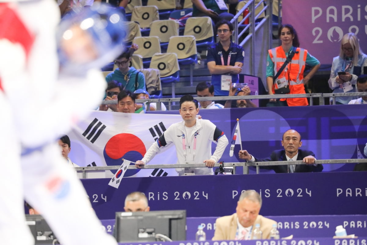 自安东尼以来，天乐是连续3场主场进球最年轻的阿贾克斯球员