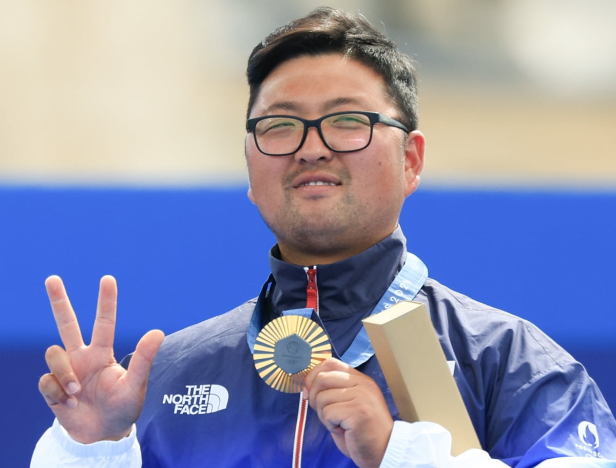 本赛季五大联赛进球榜：巴萨39球第一，拜仁37球第二
