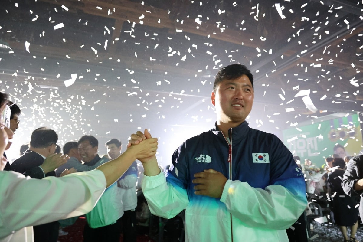 队史最佳教练？安帅：我不是最佳 我是赢得冠军最多的教练