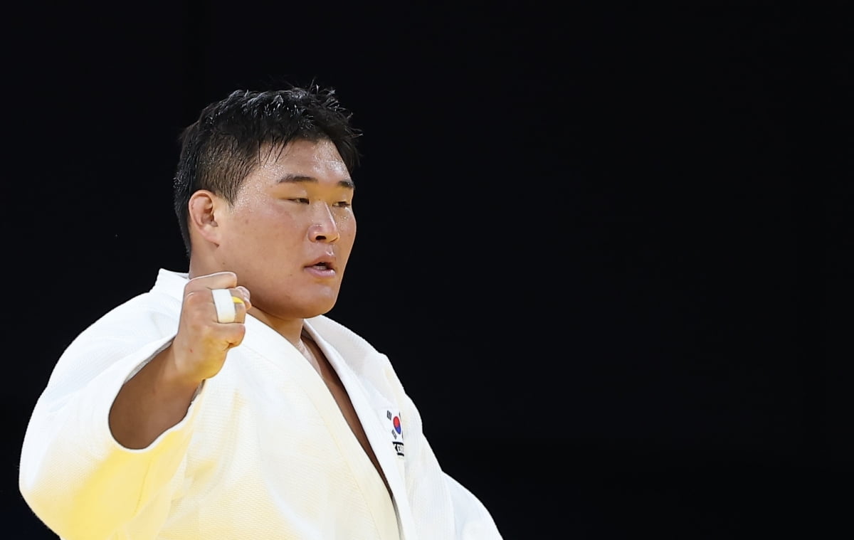 维尼修斯自10月以来打入9球，五大联赛球员仅次于莱万