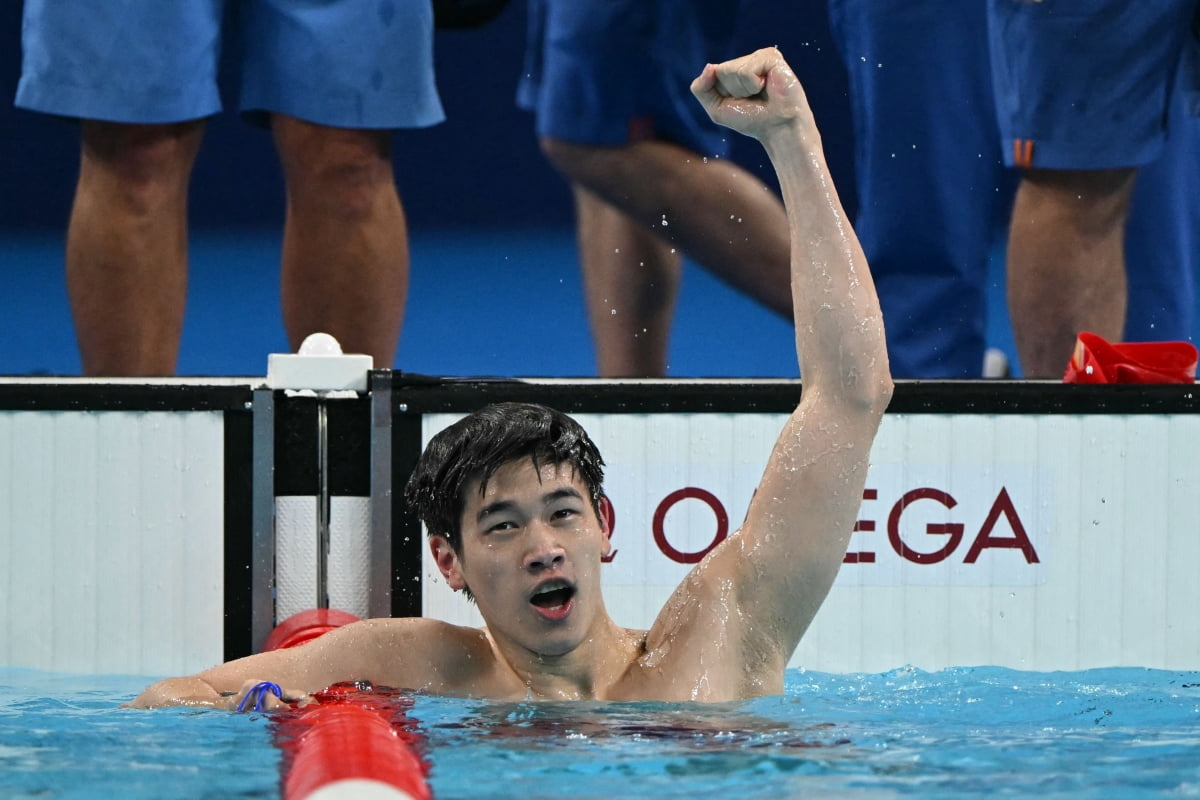 不容有失？尼克斯公布战黄蜂伤病报告：阿丘瓦及米罗缺席，其余全员健康