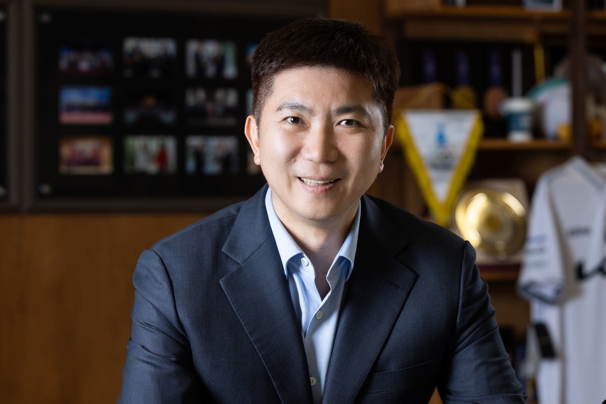 沙博特：踢皇马不是来当球迷的，输球就不能帮我爸要球衣了