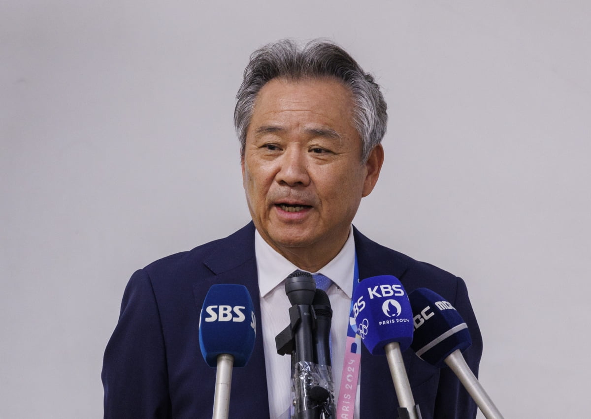 迪巴拉妻子：如果帕雷德斯邀请他一起去博卡，他会欣然接受