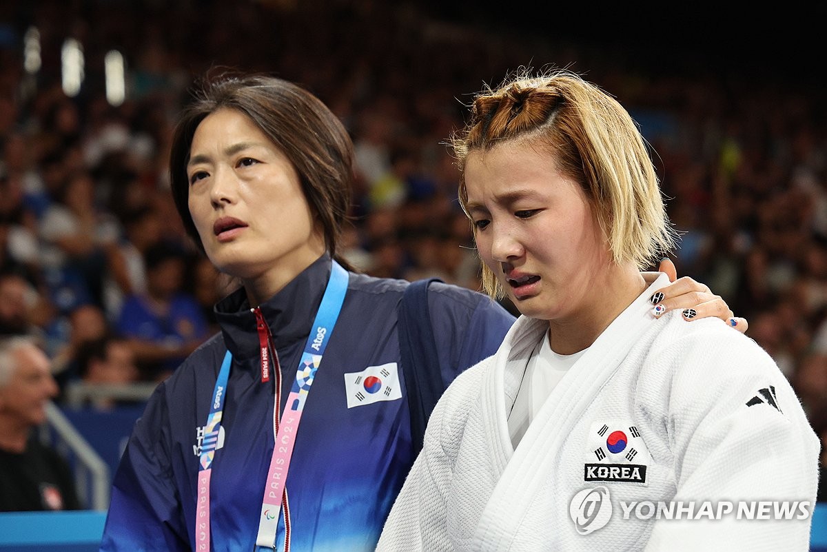 实力如何？ESPN晒森林狼新赛季预计首发：康利、华子、麦丹、兰德尔、戈贝尔