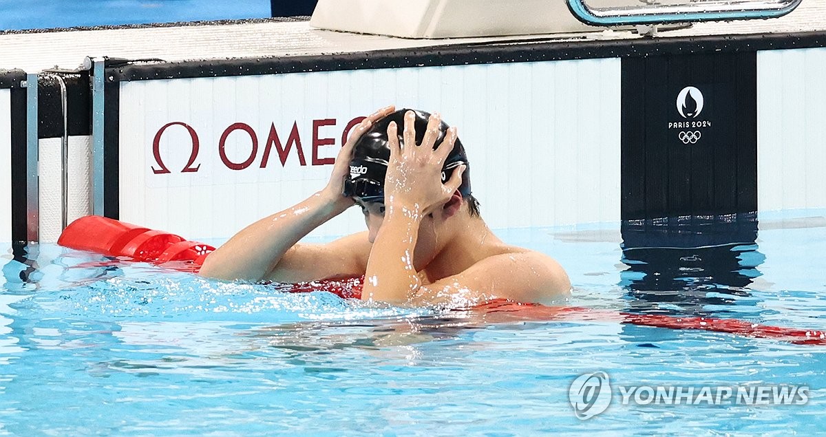发挥不错！山东双外援合砍46分 克里斯28分与杨鸣争吵