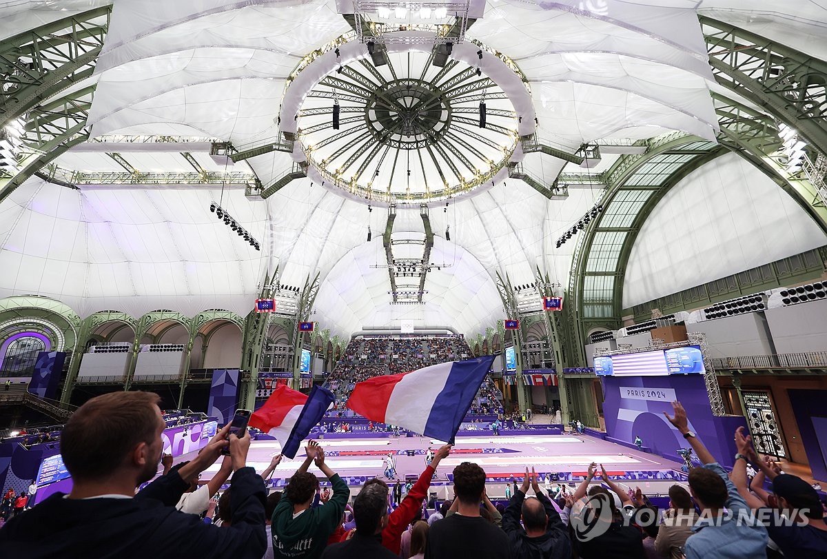 ⚽英超半场：马丁内利破门被吹，达洛特造险，阿森纳暂0-0曼联