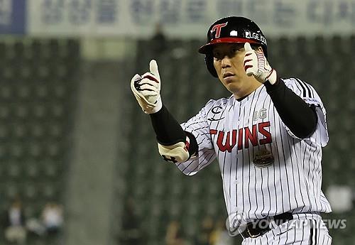 继续挖青训！利物浦从曼城签下16岁后卫小将克拉克