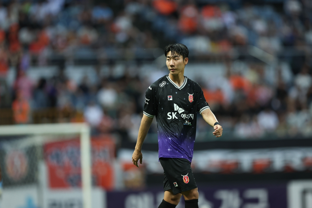 4战狂轰20记三分！希尔德28分扮逆转英雄 库里再度为他欢呼