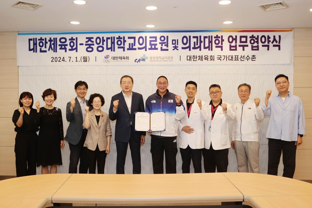 东契奇两周以来首次参加独行侠训练 基德：其状态非常好但仍需休息