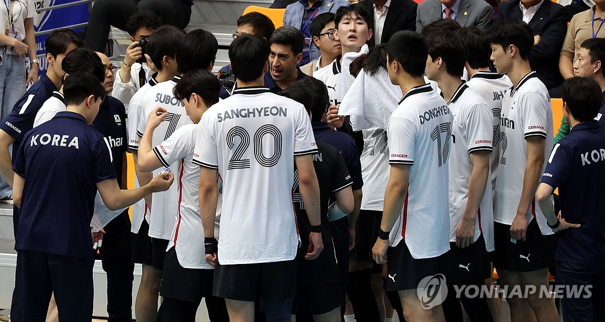 爆冷！魔术五虎72+19，布朗35+9+4，奇迹诞生，凯尔特人认清现实
