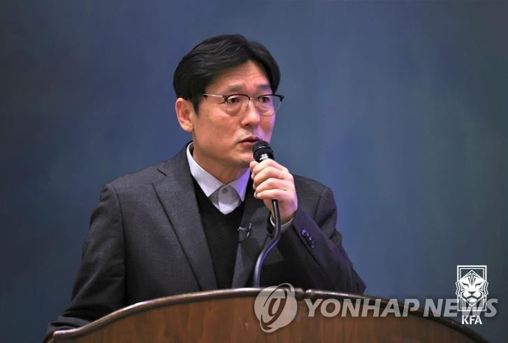 DO：勒沃库森更愿意明夏再出售弗林蓬，转会费约4000万欧