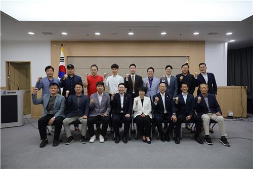 斯洛特：小基耶萨已经做好了首发的准备；阿利松还无法上场