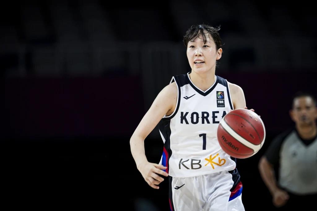 隆戈：米兰正在物色特奥替补，关注帕里西和佩泽拉