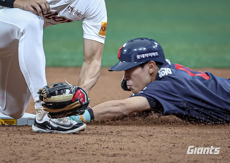 电讯报：西汉姆联担心其总监蒂姆-斯泰登转投阿森纳接任埃杜