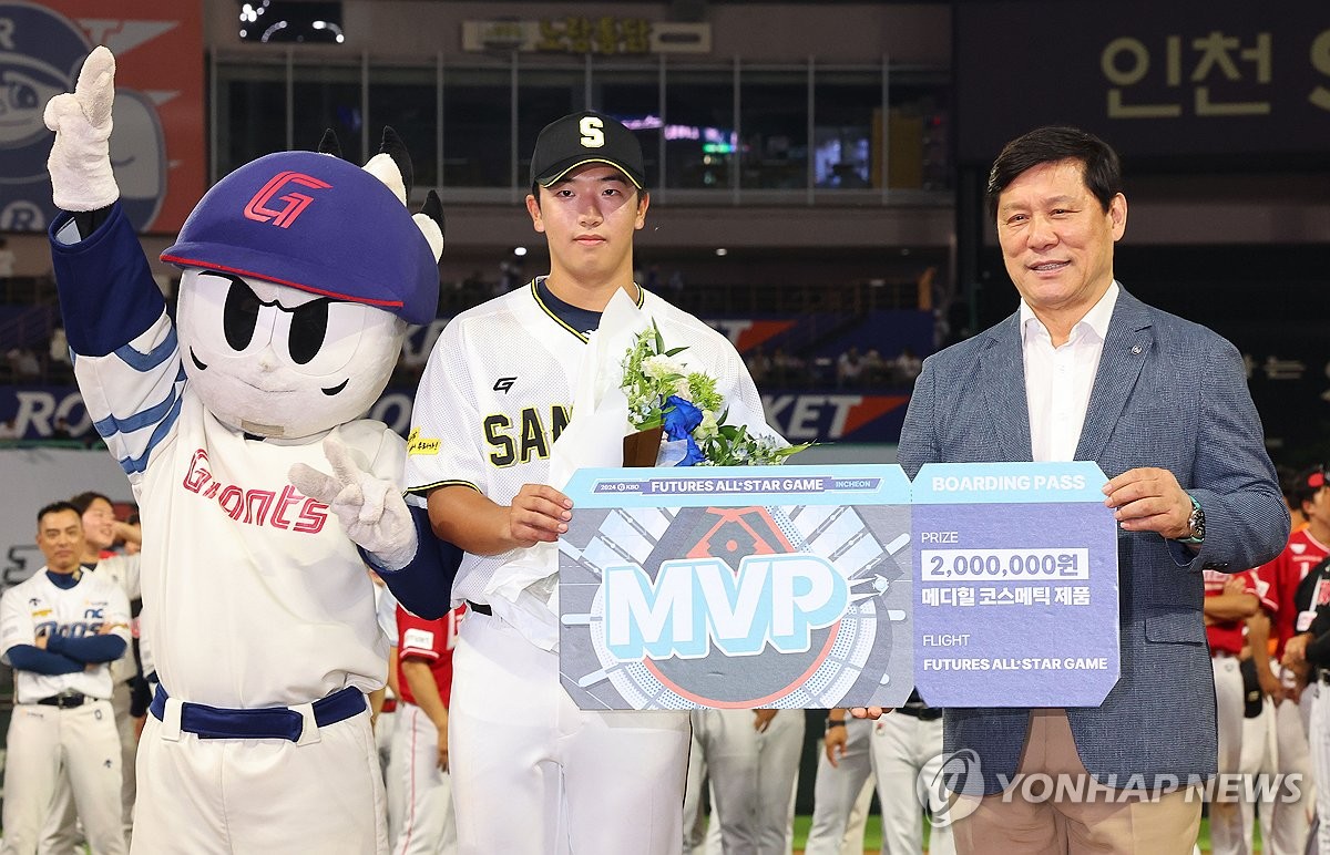 骑士半场首发五虎合砍56分 黄蜂双核30投9中疯狂打铁