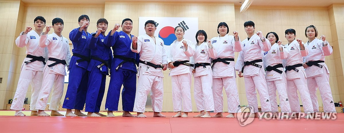 ⚽英超战报：帕奎塔点射破僵，于纳尔世界波绝平，伯恩茅斯1-1西汉姆联