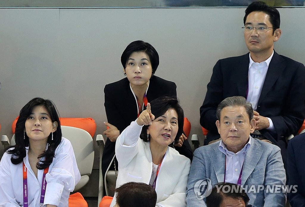 加泰电台：巴萨此前与荷兰足协达成一致，德容只会踢一场比赛