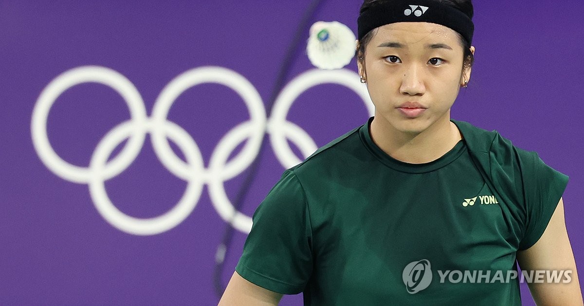 梅开二度！拉菲尼亚本赛季西甲已打入11球，各项赛事16球