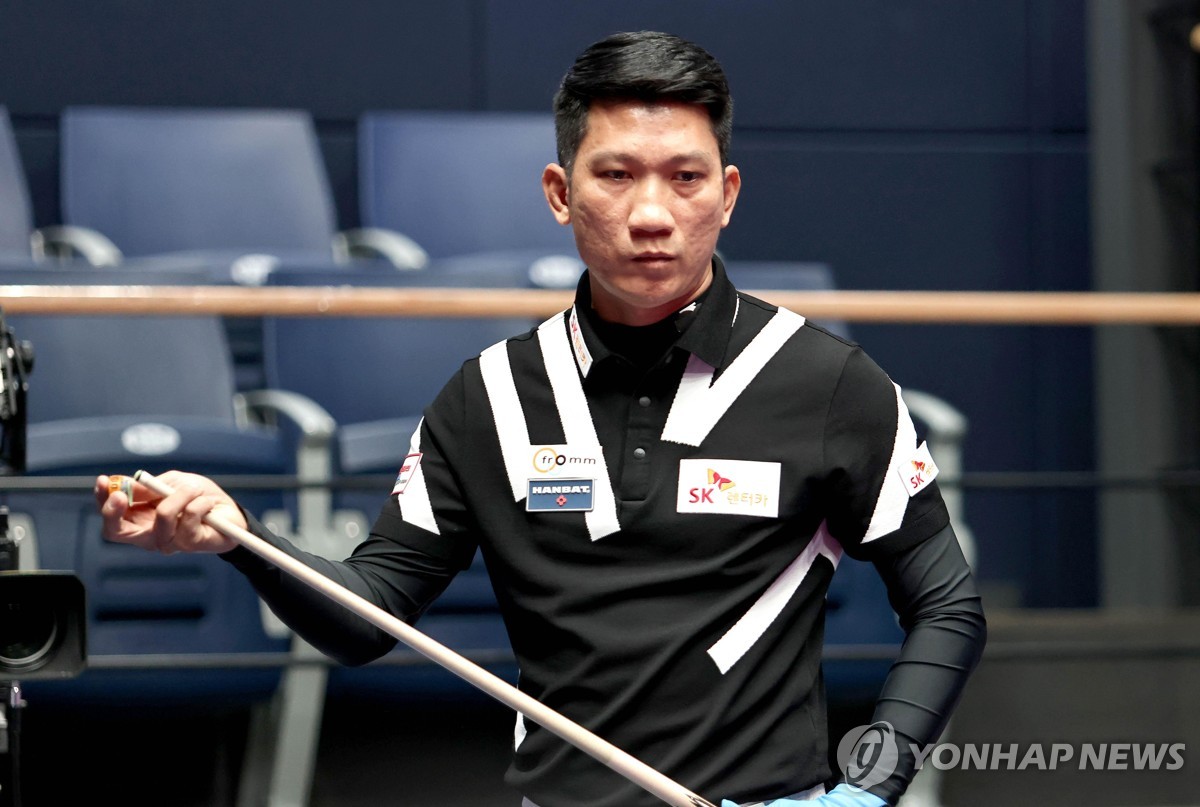 波鸿vs云达不莱梅全场数据：射门数12-9，射正数2-1