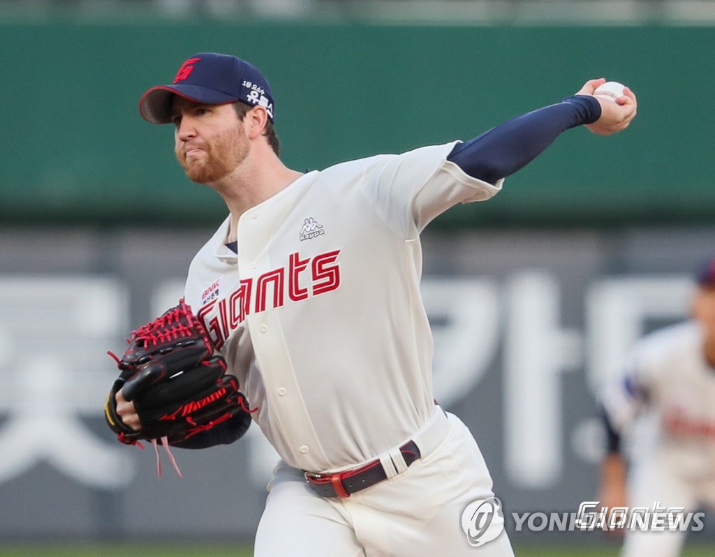 老鹰杀出奇兵！马修斯外线8中7轰25分立大功，丹尼尔斯8次抢断