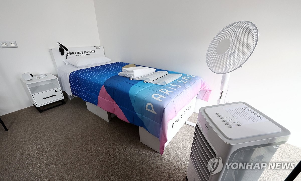 复出，小基耶萨英联杯替补登场，时隔84天再度为利物浦出战