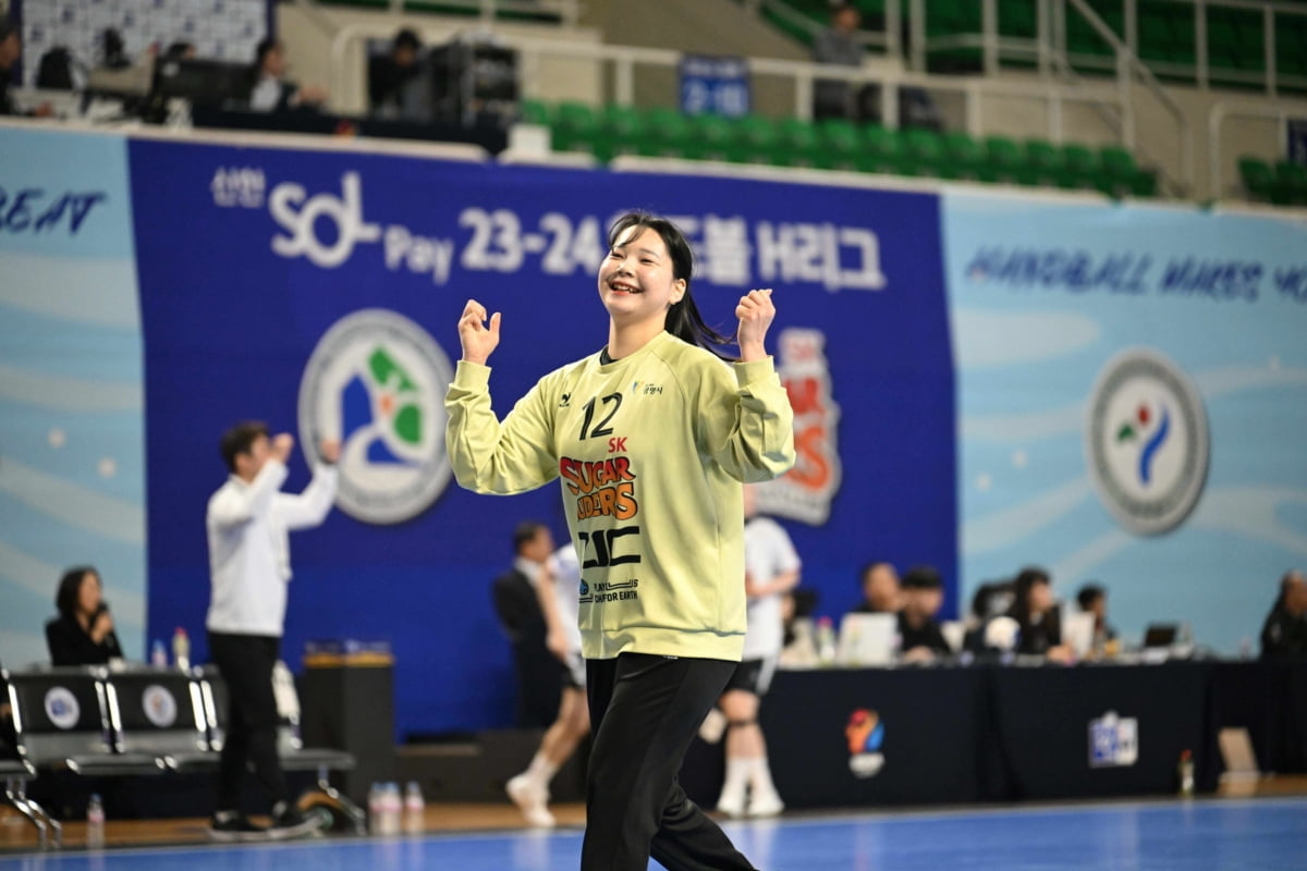 萨拉赫本赛季已参与28球，与马尔穆什并列五大联赛球员最多