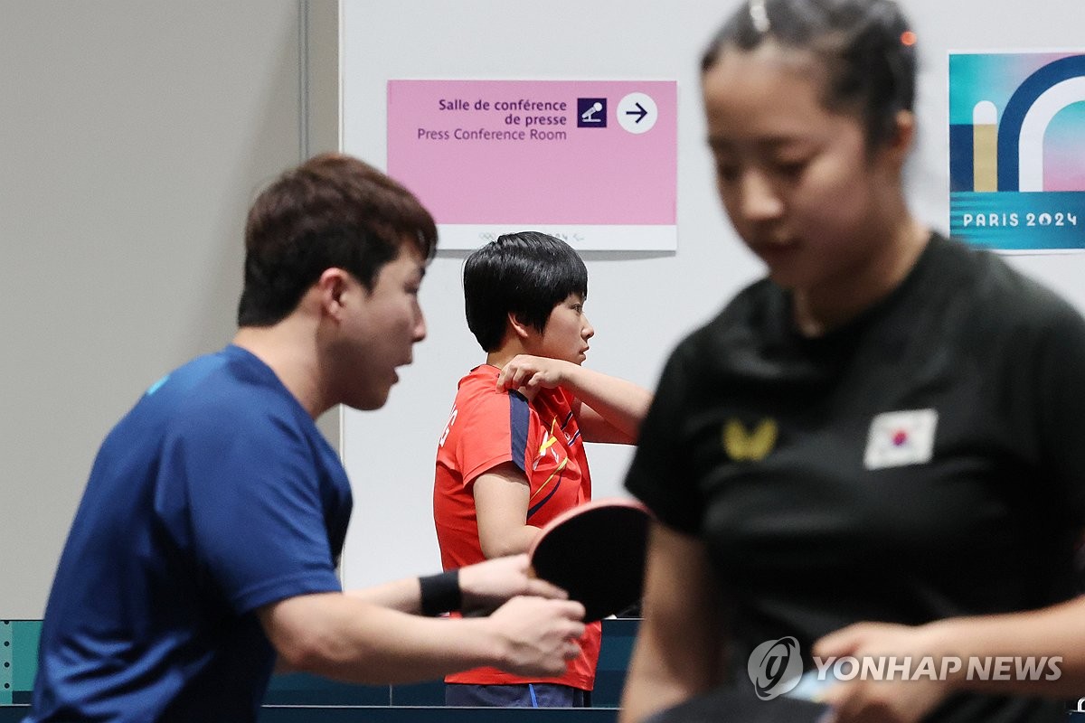 20-3！勇士逆袭独行侠 格林侵略性十足，库里挑衅克莱，相爱相杀