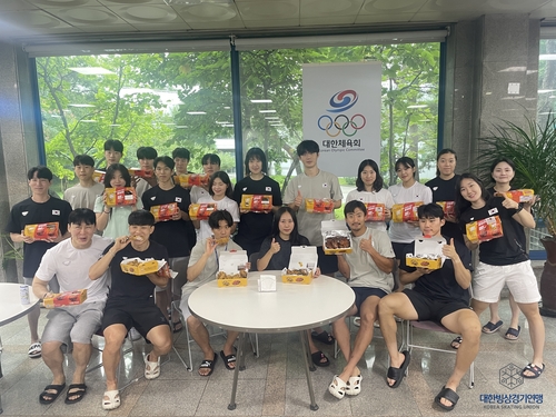 保-维克托：弗里克认为我有进球能力；奥尔莫最让我惊讶